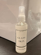 Load image into Gallery viewer, Glass Skin Glow Setting Spray