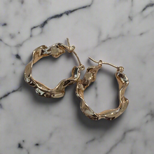 Load image into Gallery viewer, “Rachel” Wavy Gold Hoops