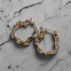 “Rachel” Wavy Gold Hoops